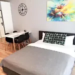 Novum Apartment With Parking